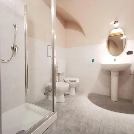 Hostdomus - La Petite Garnotte - Cave Suites Apartment Pragelato