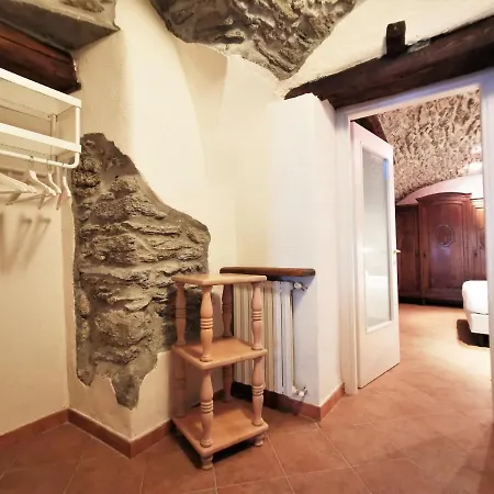 Hostdomus - La Petite Garnotte - Cave Suites Apartment
