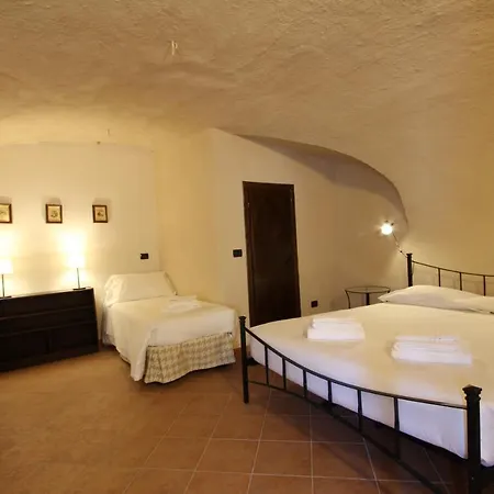 Hostdomus - La Petite Garnotte - Cave Suites * Pragelato